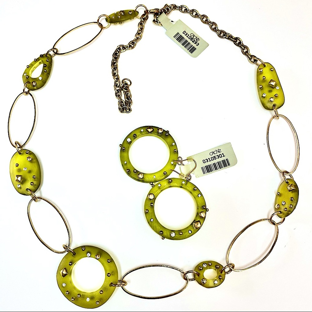 NWT Cache Lime Green & Gold Necklace & Earring Set